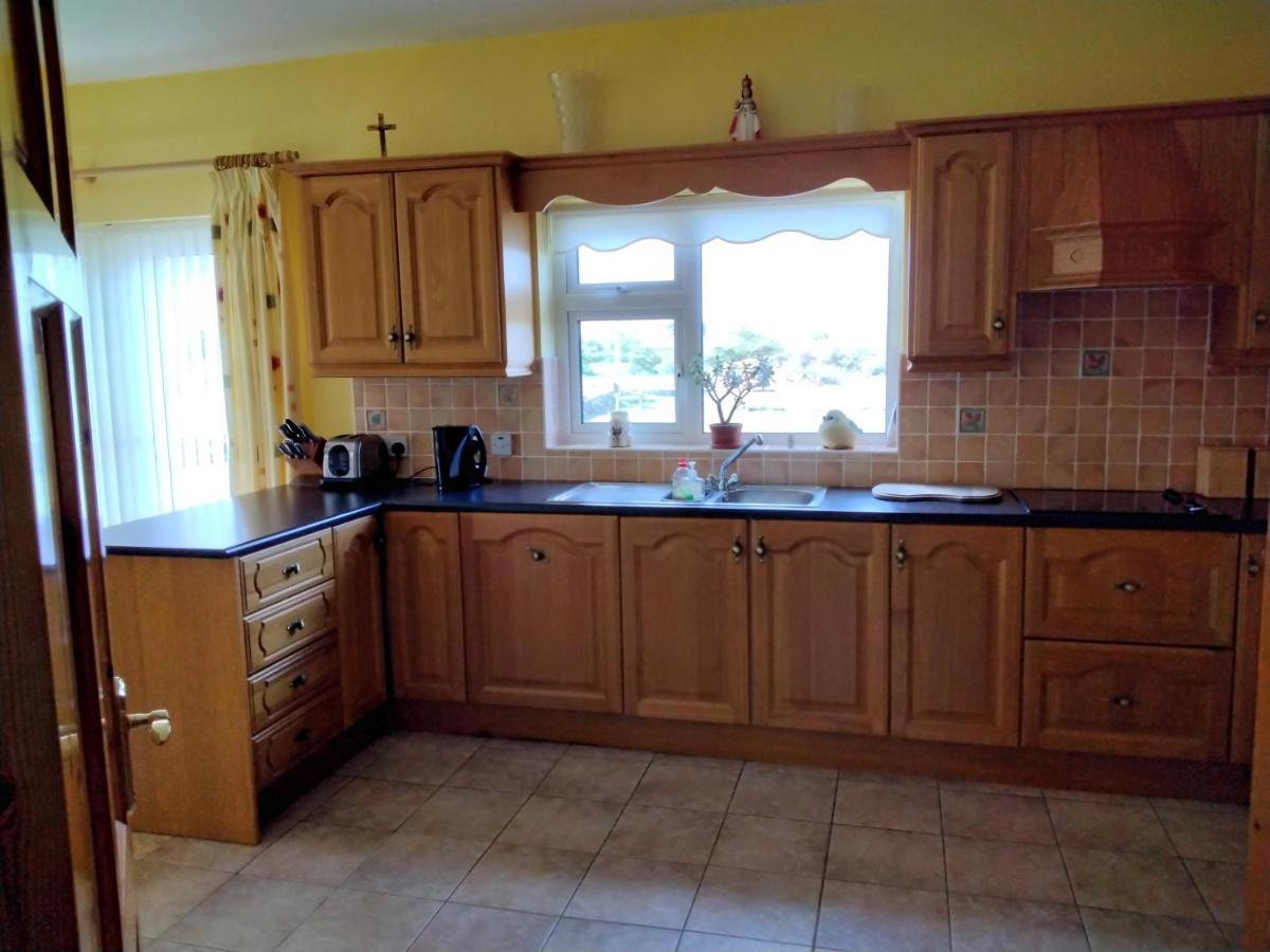 Warm And Welcoming Family Home Ballinrobe Eksteriør bilde